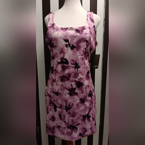 NWT floral bodycon dress - Picture 5 of 13